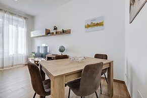 Testaccio Patty Flat
