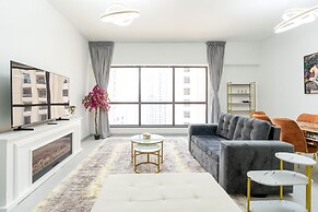 Nasma Luxury Stays- Beach side & jacuzzi