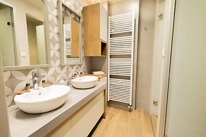 Villy Luxury Home by the sea 1