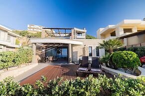 Villy Luxury Home by the Sea 2