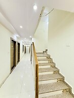 Hotel Manish International