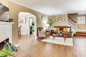 Inviting Family Home, 2 Mi to Eastwood Mall!