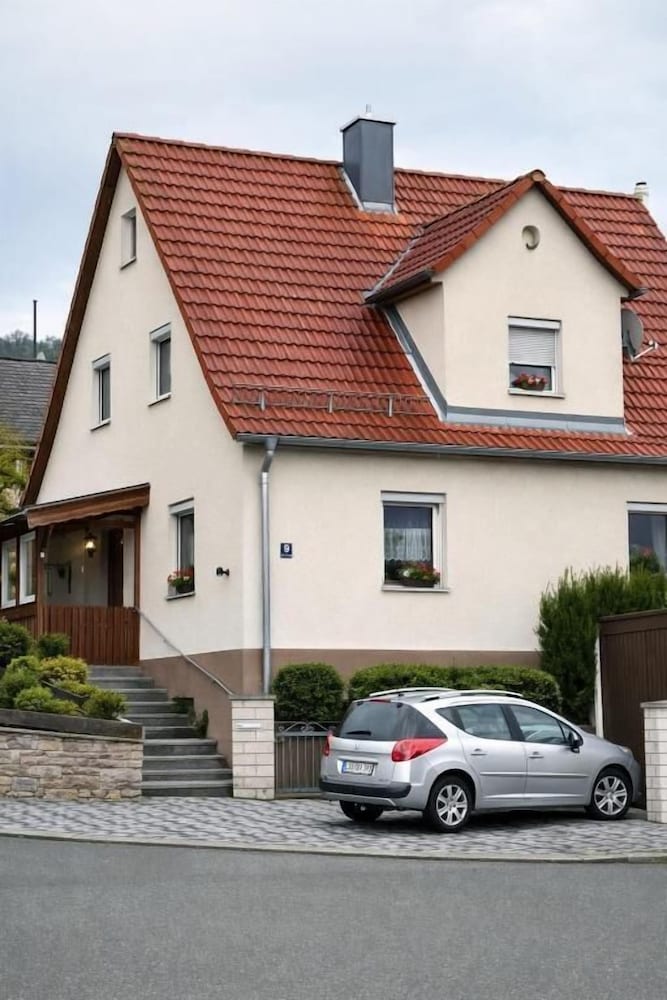 Corner Haus RM1