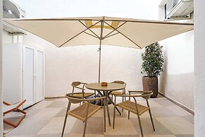 Numancia Apartments by Olala Homes