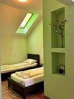 HOTEL LUCY STAR