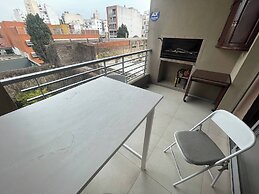Studio Featuring a Private Terrace With a Grill