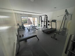 Studio Featuring a Private Terrace With a Grill