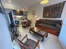 Studio Featuring a Private Terrace With a Grill