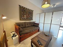 Studio Featuring a Private Terrace With a Grill