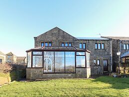 The Peak View Holmfirth