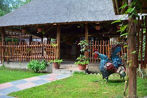 Three Tree Hotel