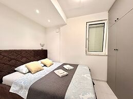 Adriatic Central 2BDR Apartment