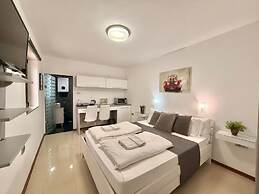 Adriatic Urban Apartments