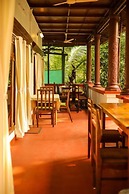 Backwater Retreat Resort - Kumarakom