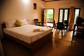 Backwater Retreat Resort - Kumarakom