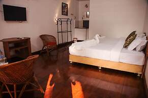 Backwater Retreat Resort - Kumarakom