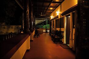 Backwater Retreat Resort - Kumarakom