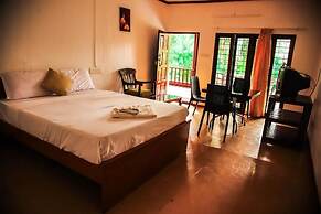 Backwater Retreat Resort - Kumarakom