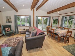 Oak Lodge