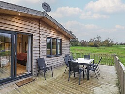 Oak Lodge
