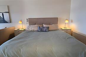 Oceana Suites Mirador Baron