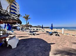 Yatch Apartments