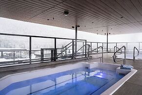 Bluebird by Revelstoke Vacations