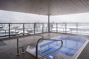 Bluebird by Revelstoke Vacations