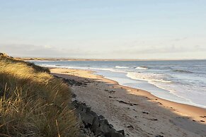 Host Stay Cosy Cove