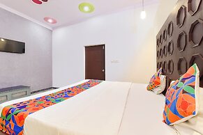 Fabhotel Pink Haveli