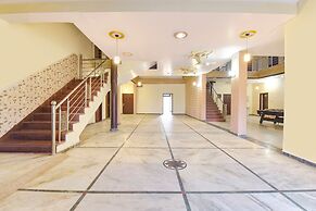 Fabhotel Pink Haveli