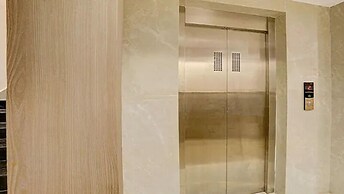 Fabhotel Casa Royal Residency