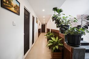 Fabhotel Raayara Bliss