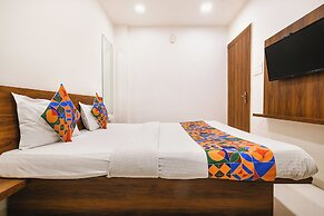 FabHotel Apple - Nr. by ITI