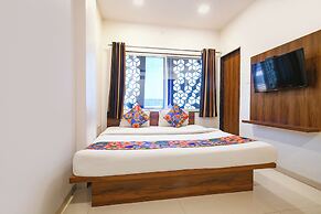 FabHotel Apple - Nr. by ITI