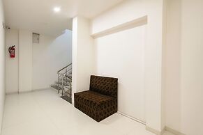 FabHotel Apple - Nr. by ITI