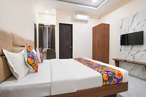 Fabhotel Capital Inn