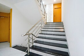 Fabhotel Gavalidev
