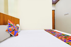 Via Ratna Palace I