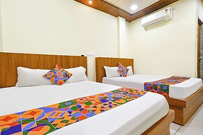 Via Ratna Palace I