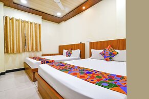 Via Ratna Palace I
