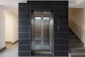 Fabhotel HR Residency