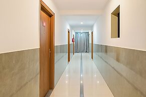 Fabhotel HR Residency