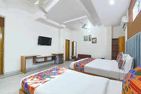 Via Mansarovar Palace