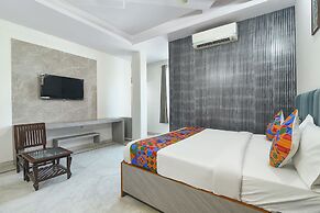 Via Mansarovar Palace