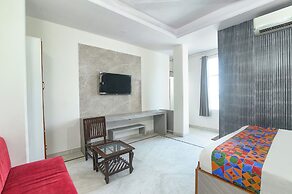 Via Mansarovar Palace