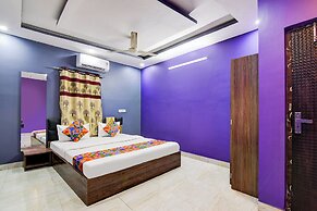 Fabhotel Love Birds Chinar Park
