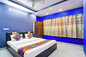 Fabhotel Love Birds Chinar Park