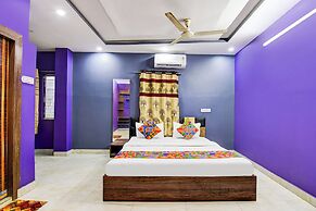 Fabhotel Love Birds Chinar Park