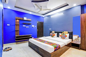 Fabhotel Love Birds Chinar Park